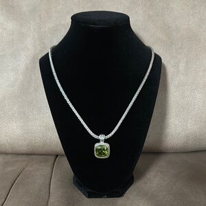 Elegant Silver Necklace with Green Gemstone